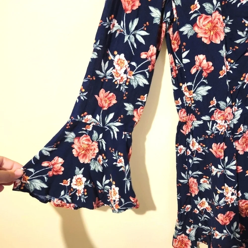 Navy Floral Romper - Picture 3 of 6